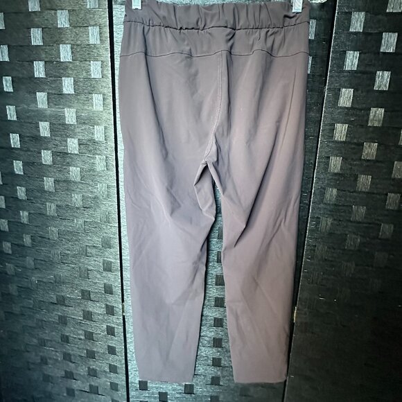 Vuori Miles Ankle Pant, Mahogany, Women's Small - Picture 2 of 3